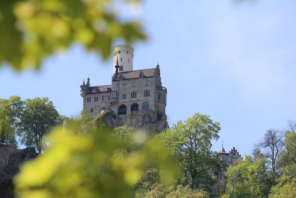Forellenhof Roessle Hotel & Restaurant Lichtenstein  Екстериор снимка