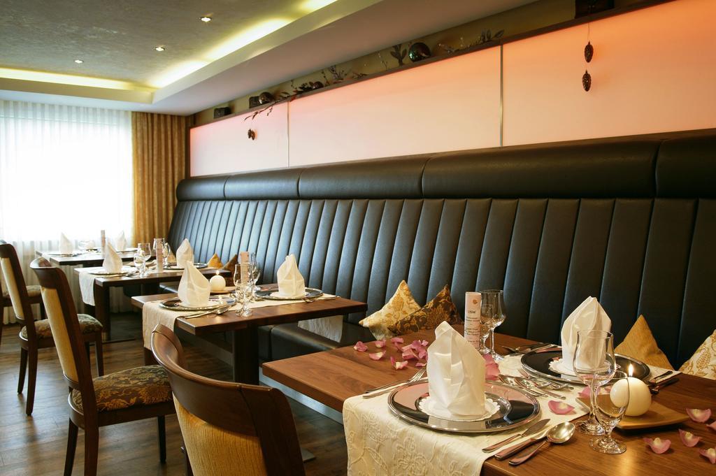 Forellenhof Roessle Hotel & Restaurant Lichtenstein  Екстериор снимка